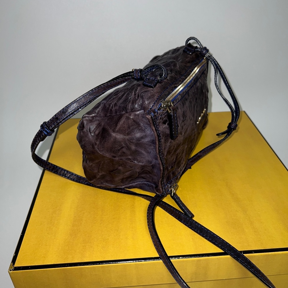 CIVENCHY Italy crossbody bag! - Picture 5 of 12